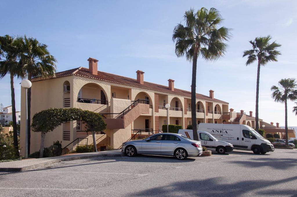 Marina Del Sol Apartment By Rafleys Fuengirola Exterior photo