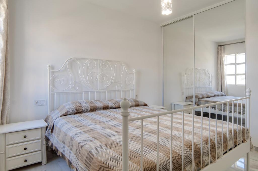 Marina Del Sol Apartment By Rafleys Fuengirola Exterior photo